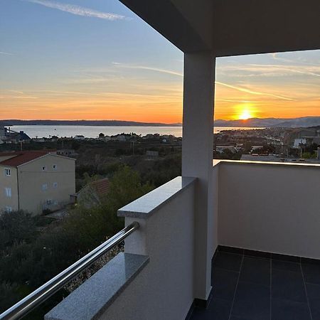 Apartment Marko With A Beautiful View Of The Sea Kaštel Sućurac Екстериор снимка