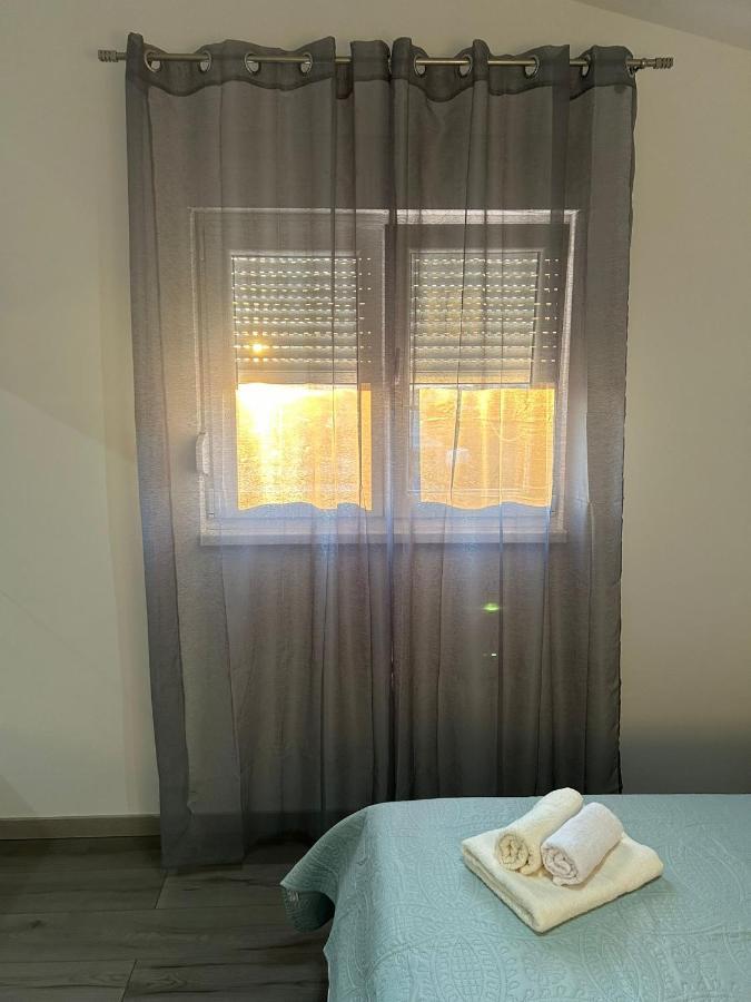 Apartment Marko With A Beautiful View Of The Sea Kaštel Sućurac Екстериор снимка